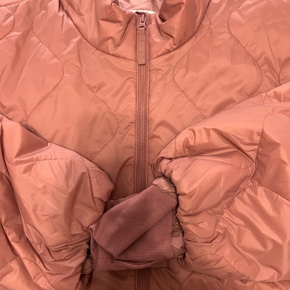 COPY - Old Navy Active size 4X water-resistant half-zip lightweight jacket. - Picture 3 of 3